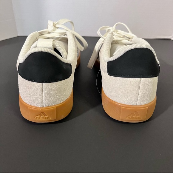 Adidas Womens Run 70s 2.0 Atheletic Shoes White Black Gum Size 8 - Picture 4 of 10